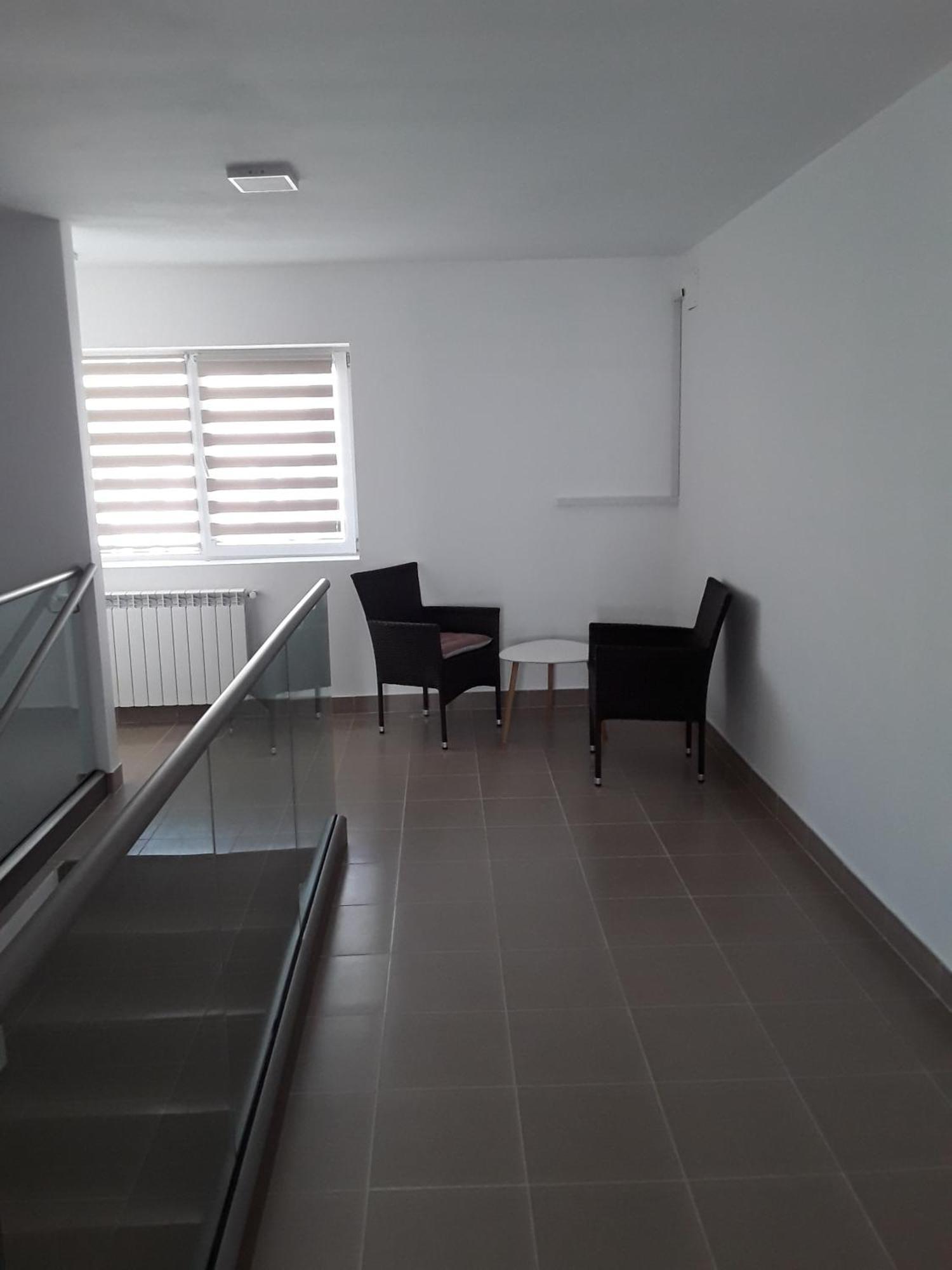Camere De Inchiriat Central La Calciu Mahmudia Exteriör bild