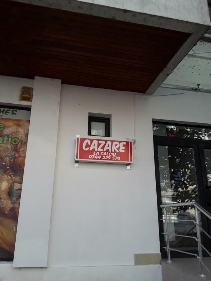 Camere De Inchiriat Central La Calciu Mahmudia Exteriör bild